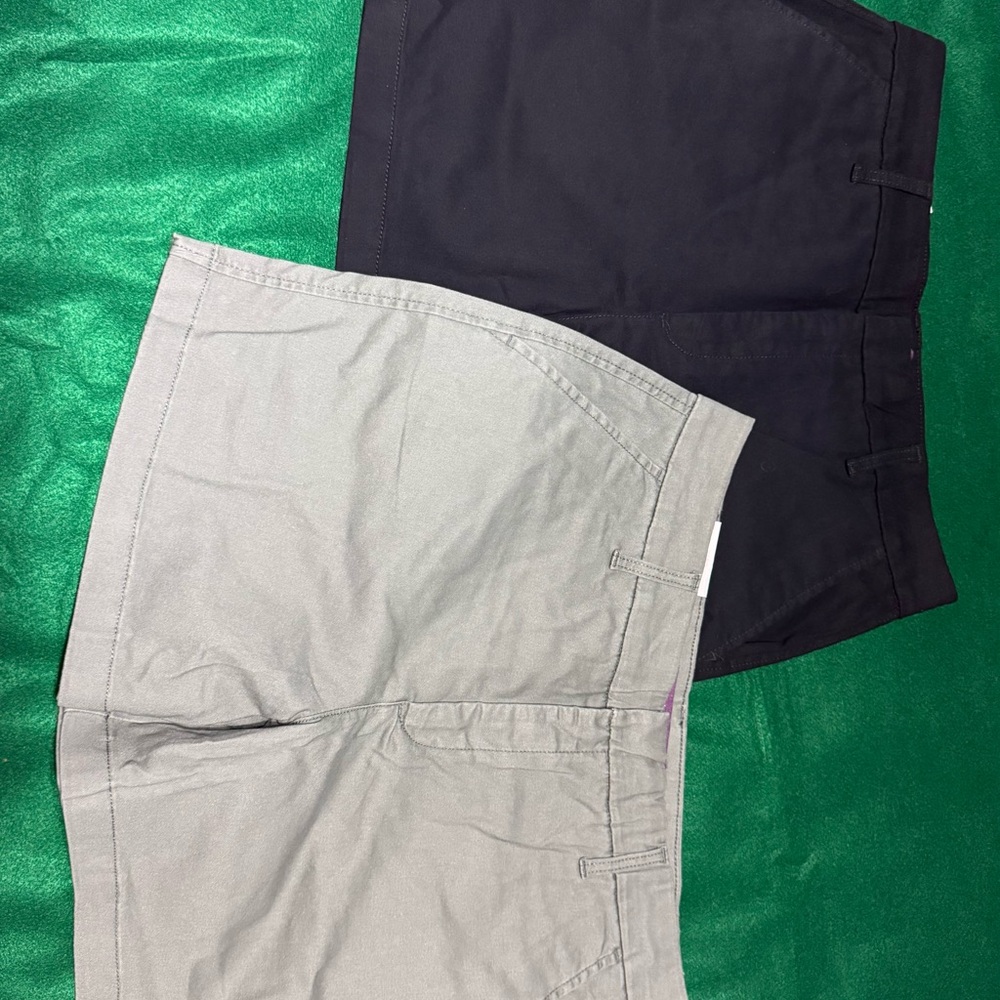Gloria Vanderbilt Women's Shorts in Black and Khaki